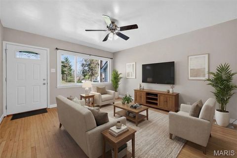 Tiny photo for 1226 Westridge Drive, Washington, MO 63090 (MLS # 26018698)