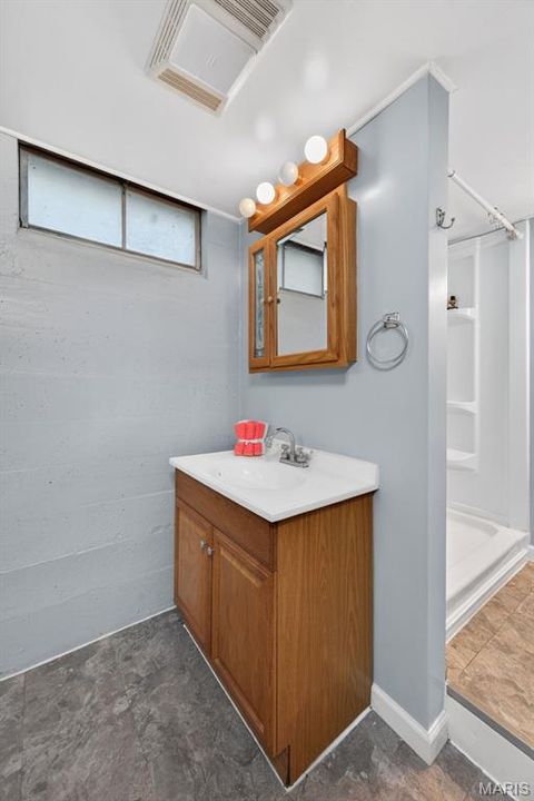 Tiny photo for 1226 Westridge Drive, Washington, MO 63090 (MLS # 26018698)