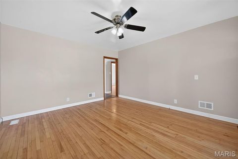 Tiny photo for 1226 Westridge Drive, Washington, MO 63090 (MLS # 26018698)