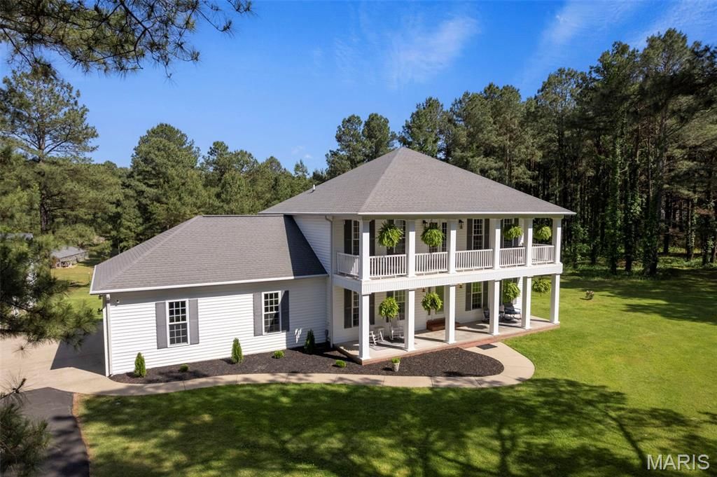 Photo of 50 Grand Mesa, Benton, MO 63736 (MLS # 26029228)
