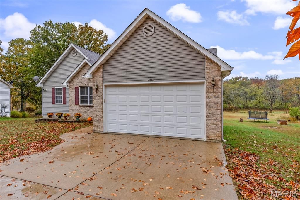 Photo of 808 Mary Lou, Bonne Terre, MO 63628 (MLS # 25073683)