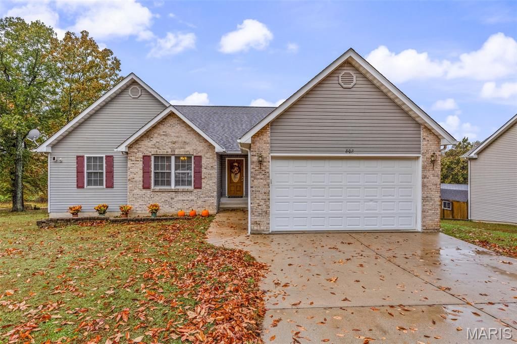Photo of 808 Mary Lou, Bonne Terre, MO 63628 (MLS # 25073683)