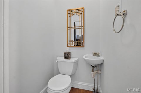 Tiny photo for 7035 Forsyth Boulevard, University City, MO 63105 (MLS # 26056716)
