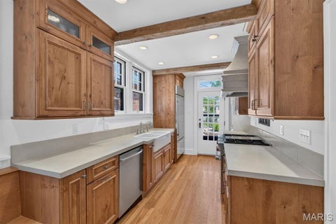 Tiny photo for 7035 Forsyth Boulevard, University City, MO 63105 (MLS # 26056716)