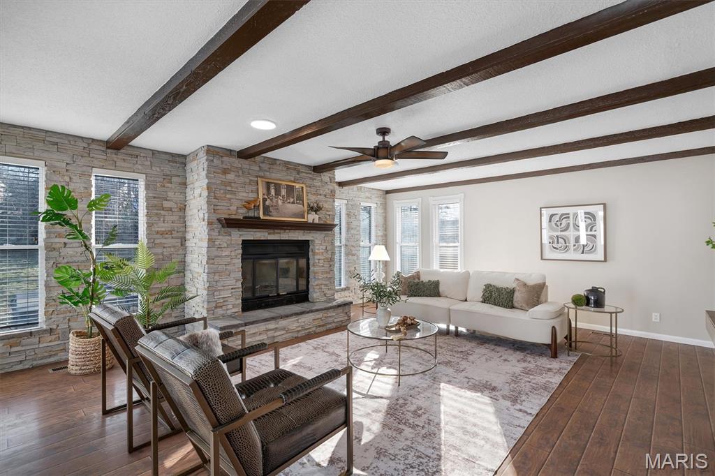 Sunset View 3 - Residential