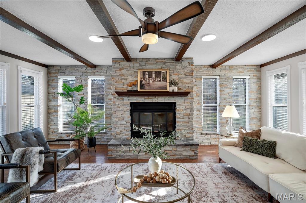 Sunset View 3 - Residential