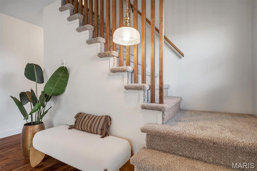 Sunset View 3 - Residential