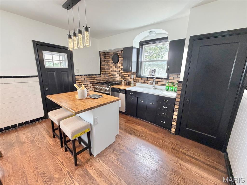 Alphonse Berry Tr - Residential