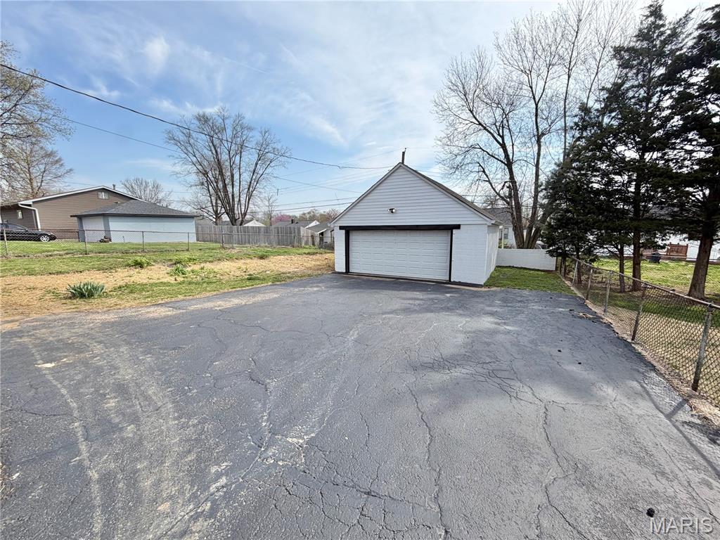 Alphonse Berry Tr - Residential