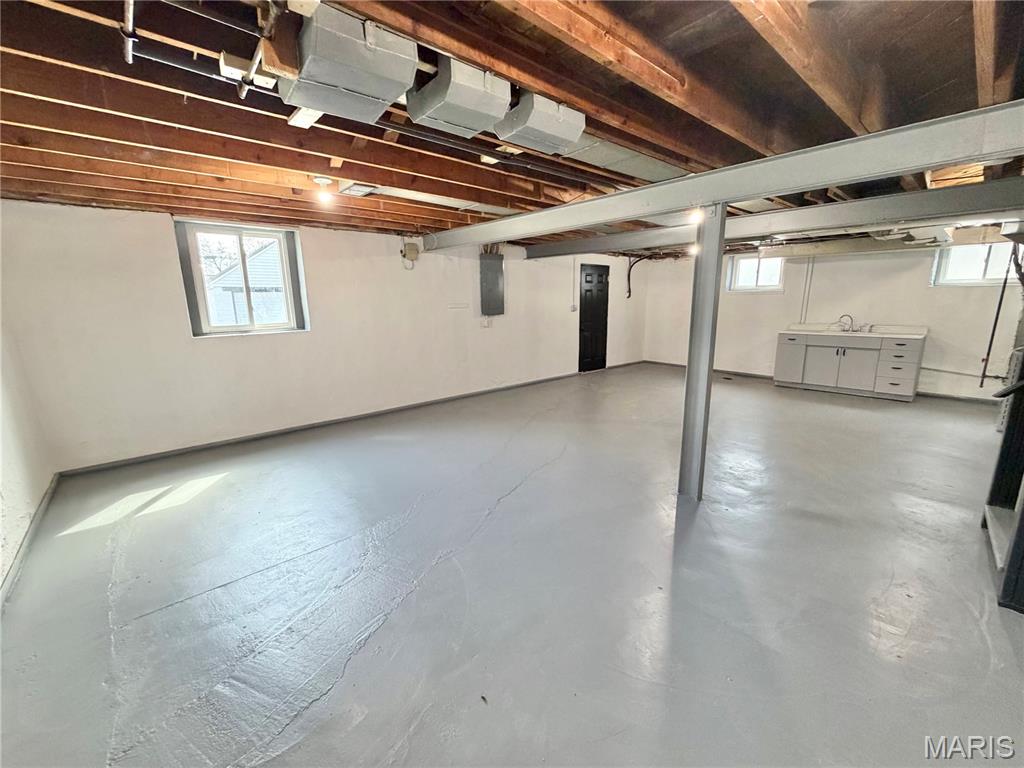 Alphonse Berry Tr - Residential