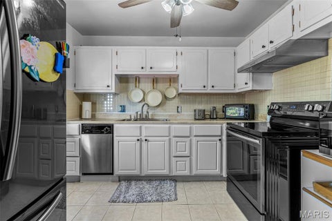 Tiny photo for 137 Huntleigh Forest Drive, Kirkwood, MO 63122 (MLS # 26055111)