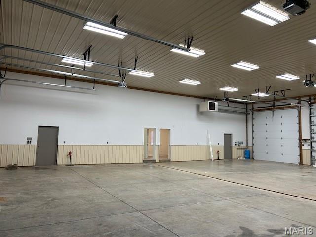 0000 - Commercial Sale