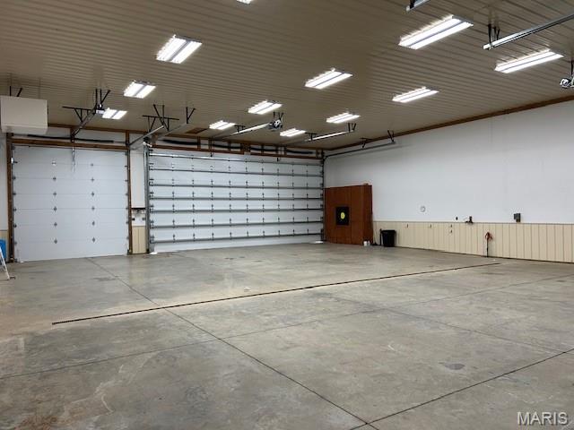 0000 - Commercial Sale