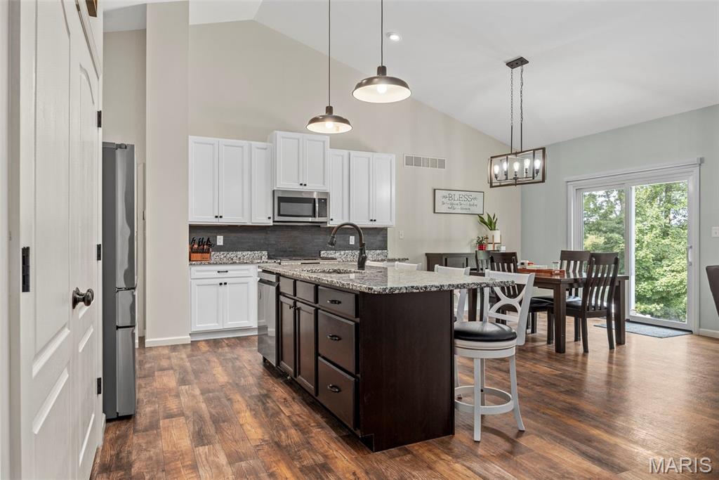 1030 Timber Bluff Drive