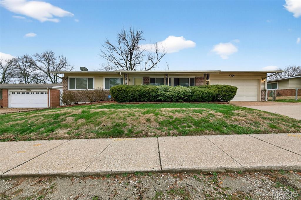 Paddock Hills 14 - Residential