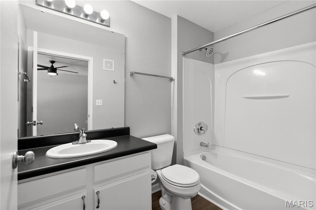 Loft Condo At Station Plaza The - Residential Lease