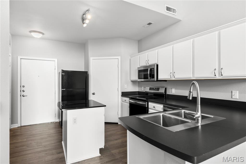 Loft Condo At Station Plaza The - Residential Lease