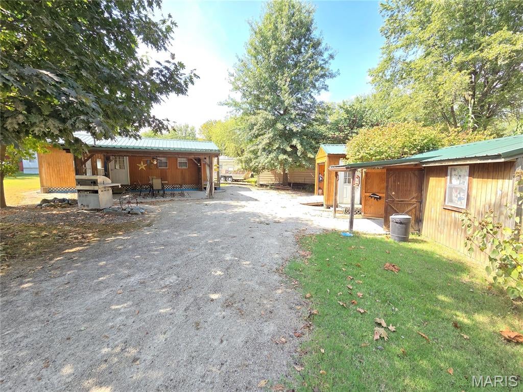 710 Tomahawk Trail