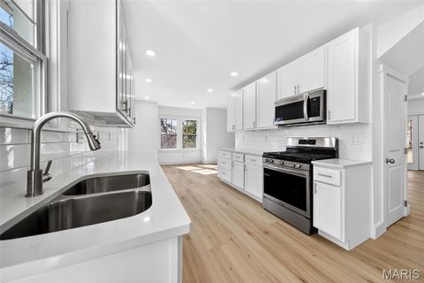 Tiny photo for 14 Armin Lane, Webster Groves, MO 63119 (MLS # 26008862)