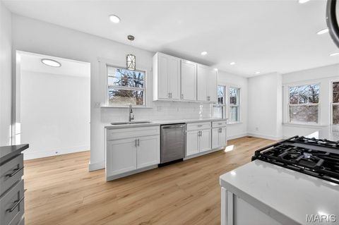 Tiny photo for 14 Armin Lane, Webster Groves, MO 63119 (MLS # 26008862)