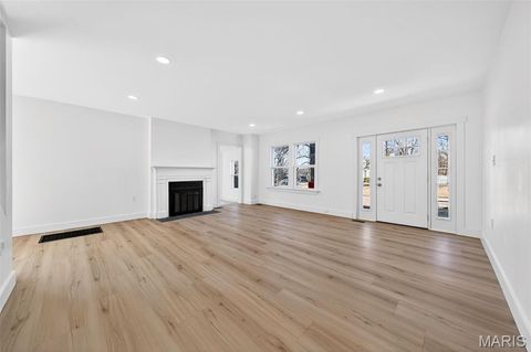 Tiny photo for 14 Armin Lane, Webster Groves, MO 63119 (MLS # 26008862)