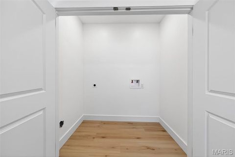 Tiny photo for 14 Armin Lane, Webster Groves, MO 63119 (MLS # 26008862)