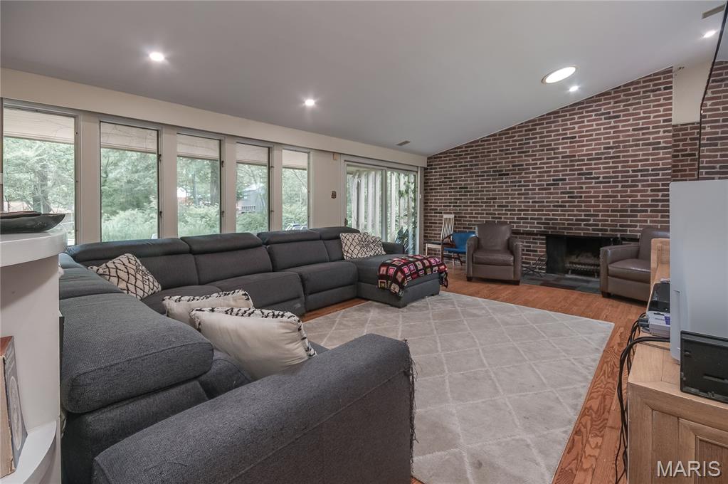 14 Tealwood Drive