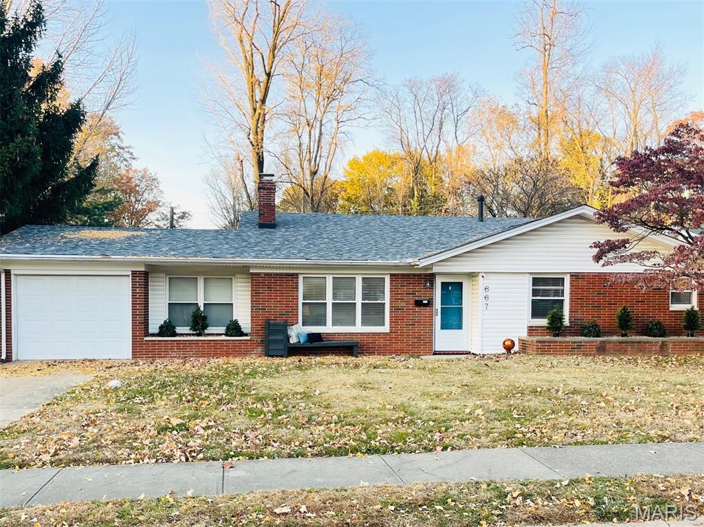 Edwardsville, Illinois 62025, United States, 4 Bedrooms Bedrooms, ,2 BathroomsBathrooms,Residential,Active,243315