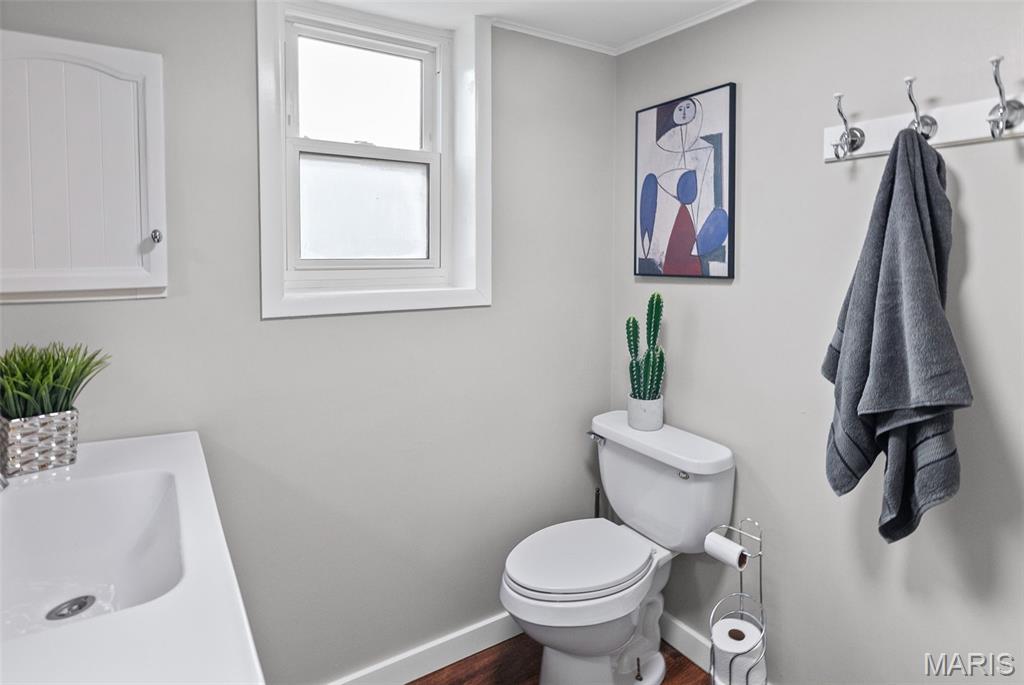 Edwardsville, Illinois 62025, United States, 4 Bedrooms Bedrooms, ,2 BathroomsBathrooms,Residential,Active,243315