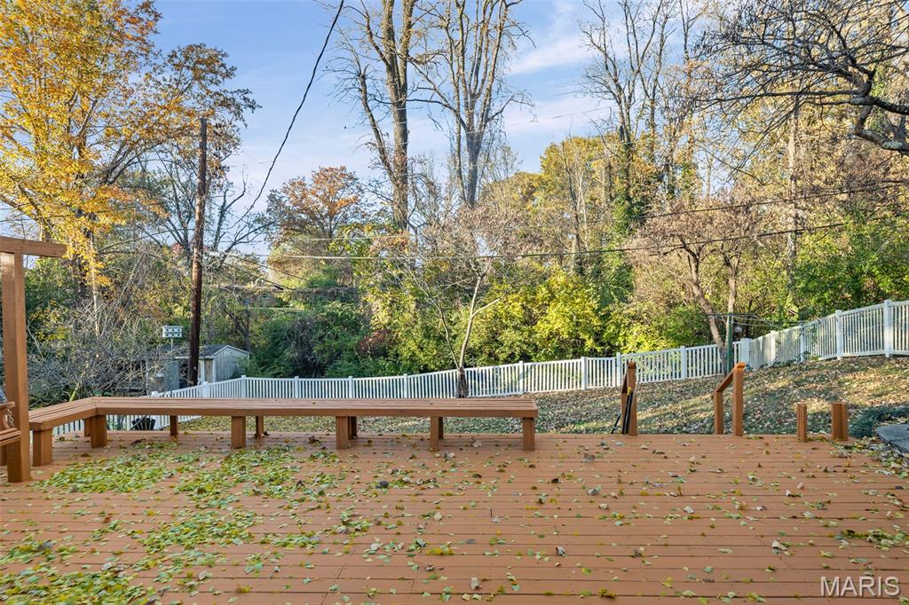 Edwardsville, Illinois 62025, United States, 4 Bedrooms Bedrooms, ,2 BathroomsBathrooms,Residential,Active,243315