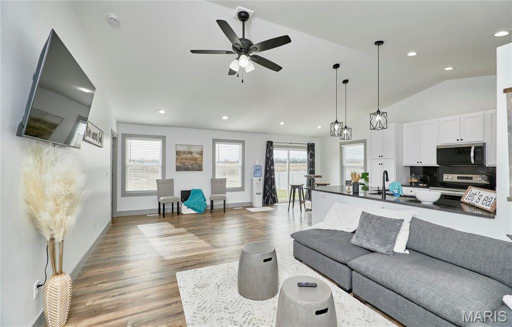 Peruque Creek Mannor - Residential