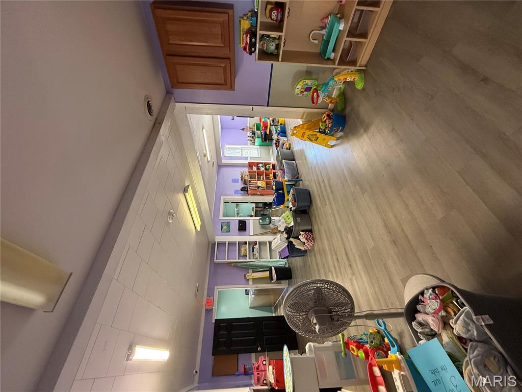 Airport Heights - Commercial Sale