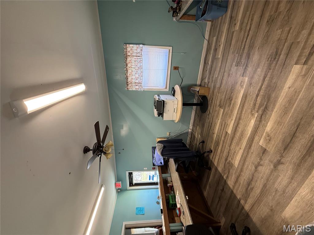 Airport Heights - Commercial Sale