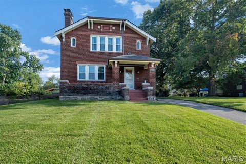 Photo of 8062 Natural Bridge Road, Bel-nor, MO 63121 (MLS # 26055544)