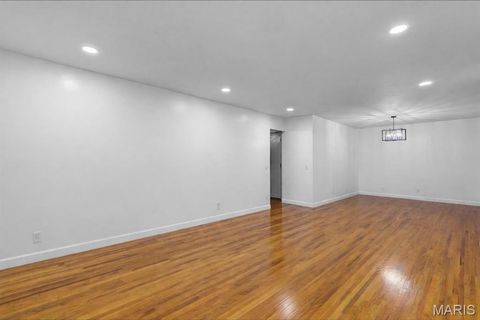 Tiny photo for 2520 Greenberry Drive, Florissant, MO 63033 (MLS # 26022929)