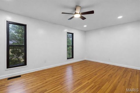 Tiny photo for 2520 Greenberry Drive, Florissant, MO 63033 (MLS # 26022929)