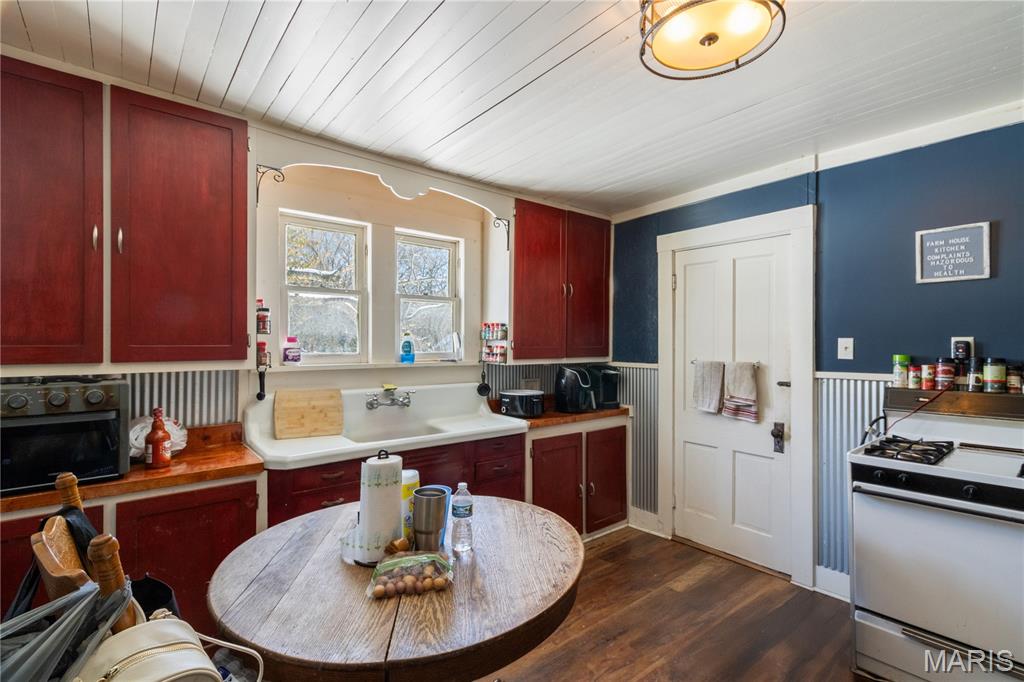 Bourbon - Residential