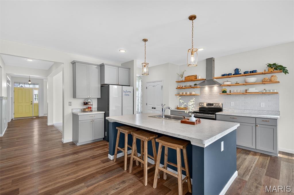 106 Copper Falls Court