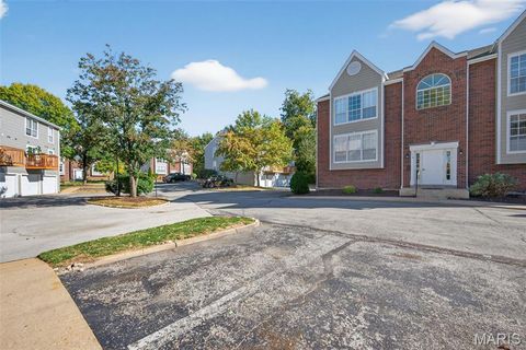 Tiny photo for 1315 Holgate Drive #B, Ballwin, MO 63021 (MLS # 25072440)