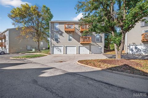 Tiny photo for 1315 Holgate Drive #B, Ballwin, MO 63021 (MLS # 25072440)