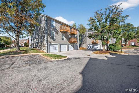 Tiny photo for 1315 Holgate Drive #B, Ballwin, MO 63021 (MLS # 25072440)