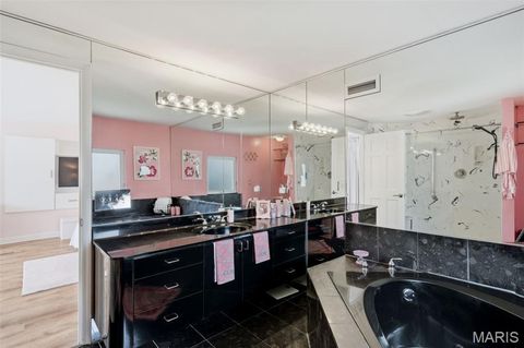 Tiny photo for 7527 Cromwell Drive, Clayton, MO 63105 (MLS # 26021435)