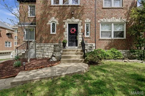 Tiny photo for 7527 Cromwell Drive, Clayton, MO 63105 (MLS # 26021435)