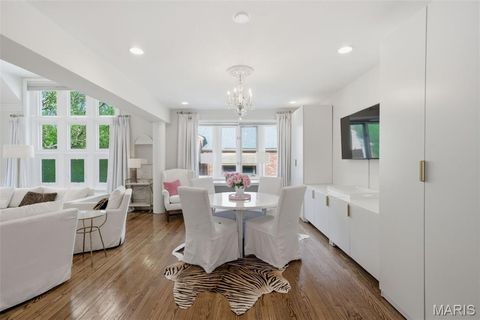 Tiny photo for 7527 Cromwell Drive, Clayton, MO 63105 (MLS # 26021435)