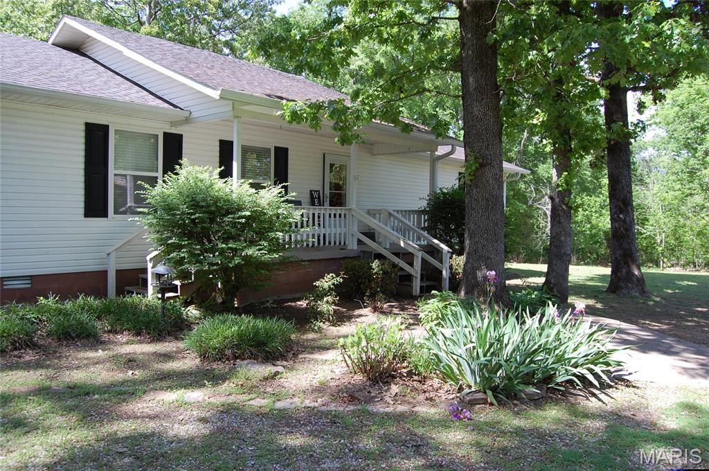 Photo of 277 County Road 4421, Poplar Bluff, MO 63901 (MLS # 26024565)