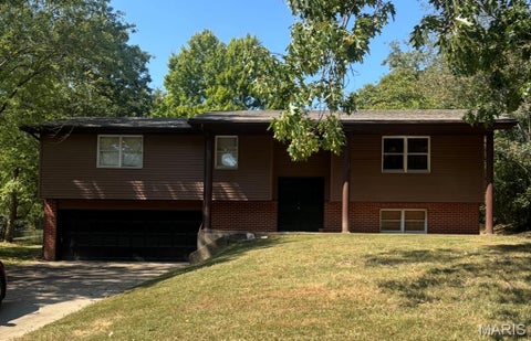 Photo of 1953 Carolina Lane, Cape Girardeau, MO 63701 (MLS # 26060496)