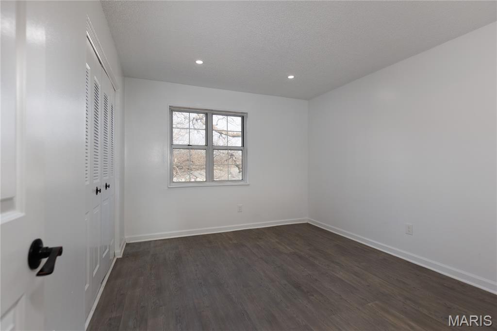 Brentwood Forest Condo Ph Five - Residential