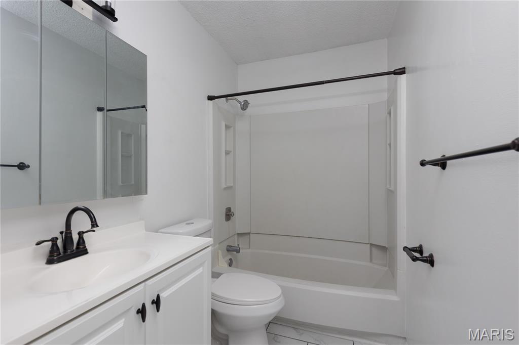 Brentwood Forest Condo Ph Five - Residential