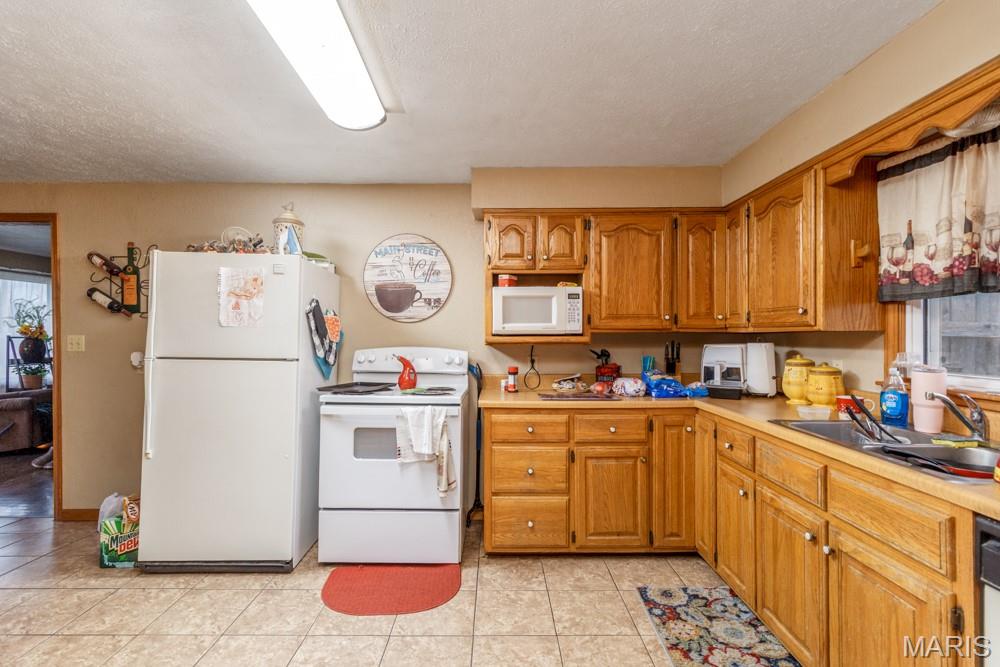 LEBANON ACREAGE - Commercial Sale