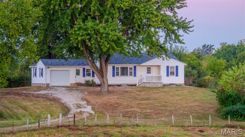 Photo of 22 Gnade Rd, Elsberry, MO 63343 (MLS # 26063470)